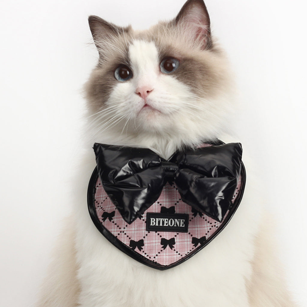 Bow-tiful Bling: The 'Chic Choker' Pet Collar for Your Furry Fashionista!