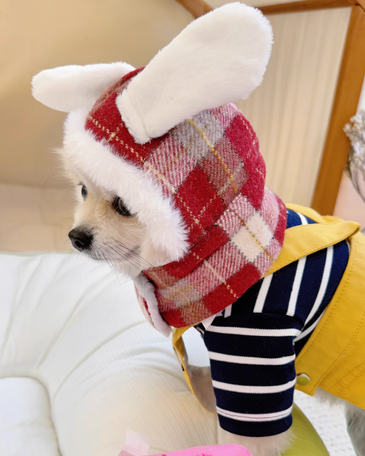 Discover the Adorable 2025 New Arrival: Golden Silk Red Checkered Hooded Scarf for Cats and Dogs